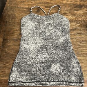 Lululemon Power pose tank ( black and grey, size 8)